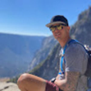 Meet your Posher, Casey